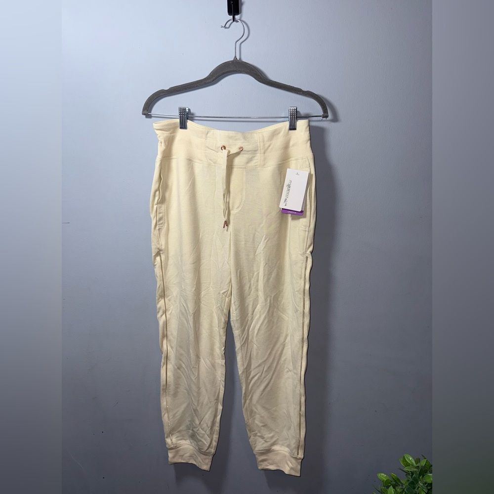 Marika Oatmeal Peekaboo Stripe Soft Joggers Size Medium NWT